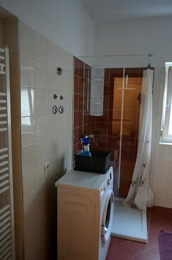 Apartment Luka Pula Hırvatistan